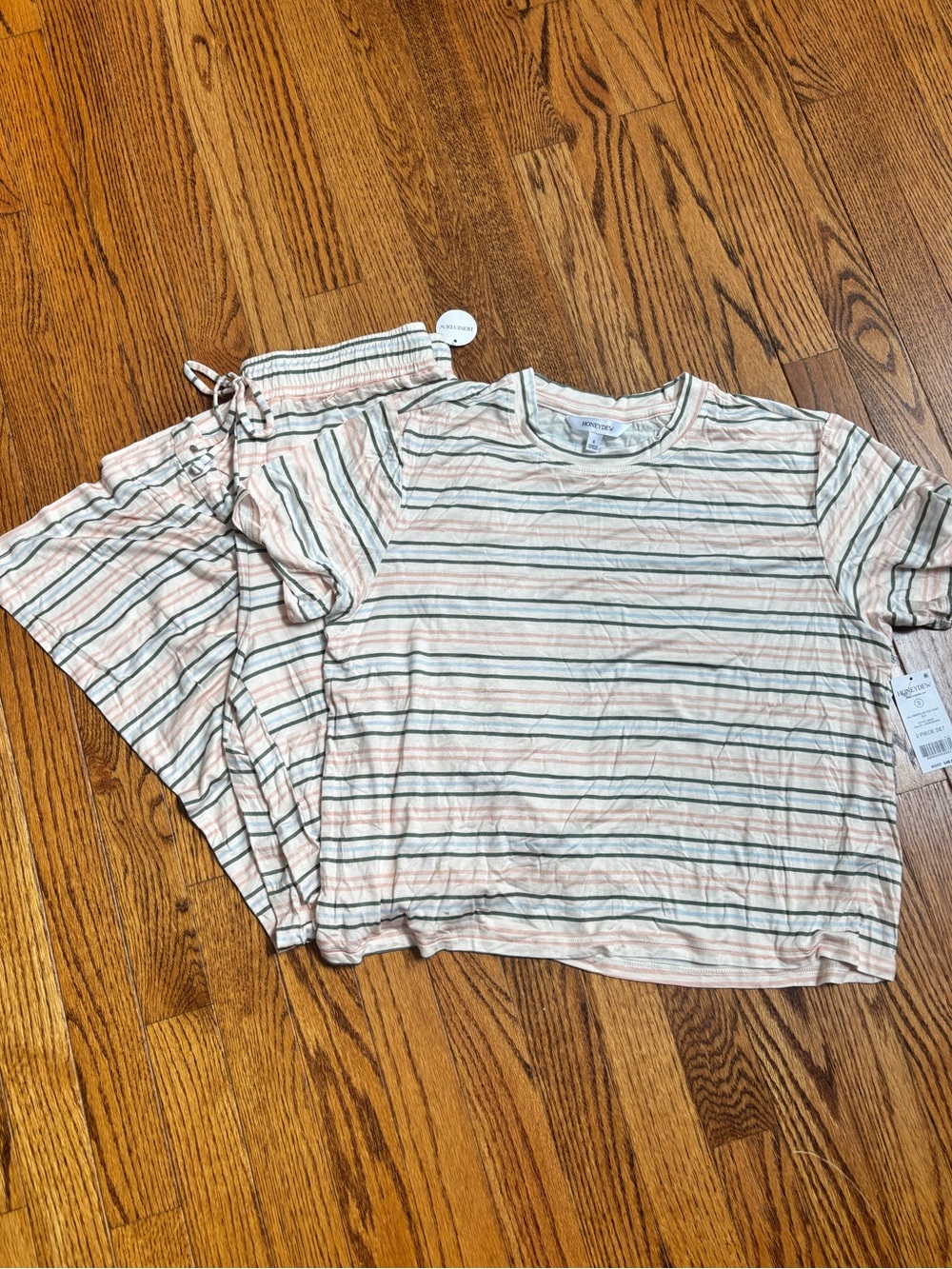 Honeydew All American pajama set.  Size small- Linen stripe color- NWT